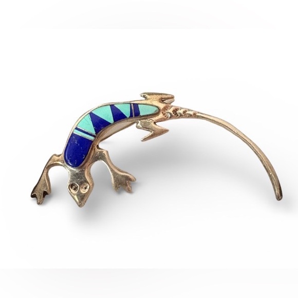 Wilbur Muskett Jewelry - Vintage Navajo Sterling and Blue Lizard Brooch
